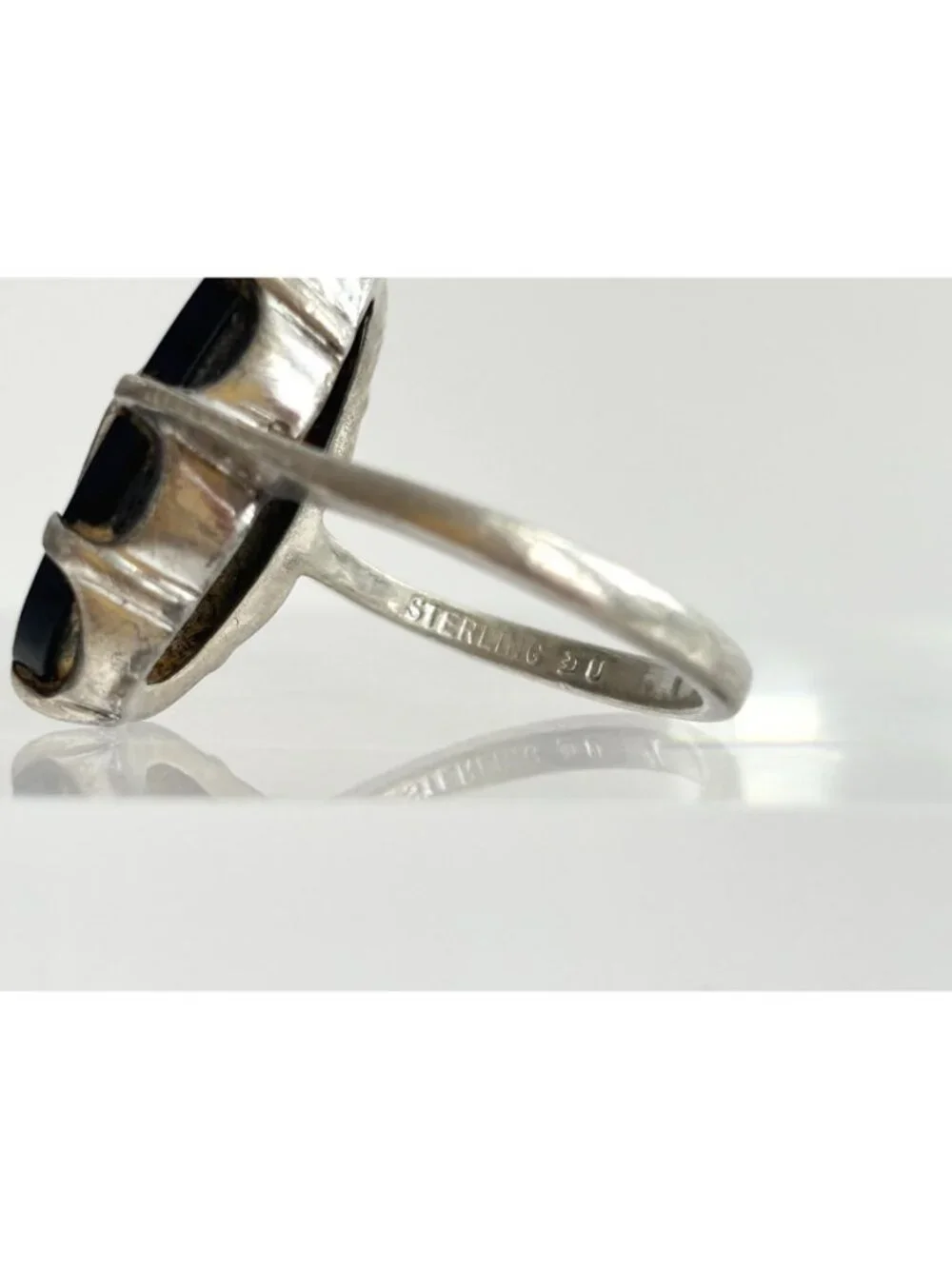Art Deco Black Onyx Gemstone Oval Sterling Silver 925 Vintage Ring - sz 7